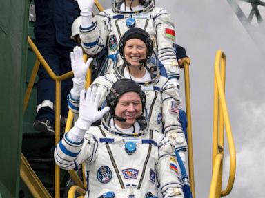 russian-soyuz-spacecraft-with-3-astronauts-docks-at-the-international-space-station