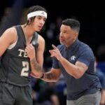 from-nc-state’s-kevin-keatts-to-florida-st’s-leonard-hamilton,-acc-is-home-to-9-black-head-coaches