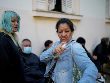 dengue-fever-outbreak-in-argentina-leads-to-shortage-of-a-must-have-item:-mosquito-repellent