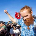 10,000-miles-and-352-days-later,-a-uk-man-reaches-his-goal-of-running-the-length-of-africa