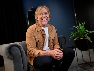 q&a:-phish’s-trey-anastasio-on-playing-the-sphere,-and-keeping-the-creativity-going-after-40-years