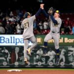 william-contreras-drives-in-2-runs-for-brewers-in-a-2-1-win-over-cardinals-in-10-innings