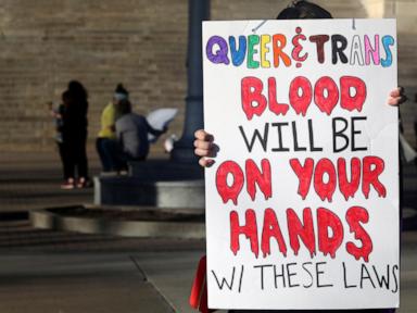 new-federal-rule-bars-transgender-school-bathroom-bans,-but-it-likely-isn’t-the-final-word