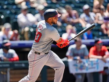 nationals-rally-in-the-ninth-behind-hits-by-thomas,-meneses-and-beat-the-rockies-2-1