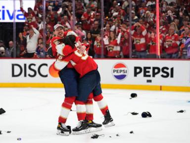 colorado’s-mackinnon-wins-hart-and-lindsay-awards-as-the-nhl’s-top-player