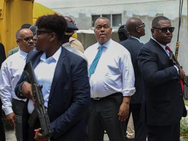 haitian-prime-minister-tours-port-au-prince-hospital-after-police-take-back-from-gang-control