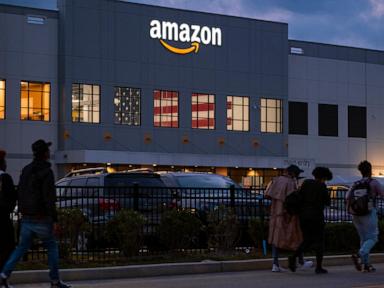 amazon-prime-day-is-a-major-cause-of-injuries-for-warehouse-workers,-senate-review-says