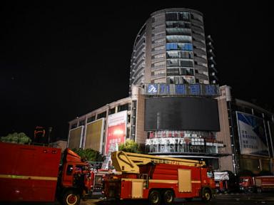 fire-kills-8-at-a-shopping-mall-in-southwestern-china
