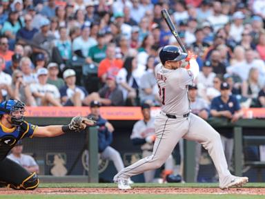 astros-complete-climb-and-pull-even-in-al-west-race-after-beating-mariners-3-0