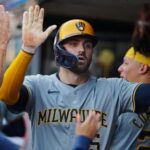 ortiz-provides-late-spark,-brewers-score-5-runs-in-12th-inning-to-outlast-twins-8-4