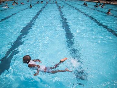 do-you-really-have-to-wait-to-go-swimming-after-eating?