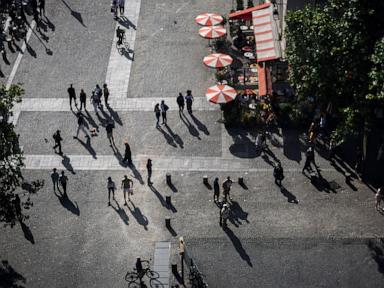 they-expected-an-olympic-boon.-but-some-paris-businesses-are-experiencing-a-bust