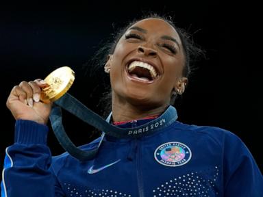 simone-biles-caps-paris-olympics-‘redemption-tour’-with-one-last-medal-—-silver-in-floor-routine