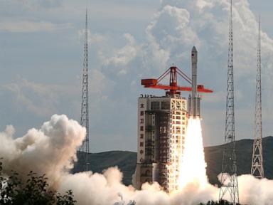 china-launches-rocket-carrying-new-constellation-of-satellites