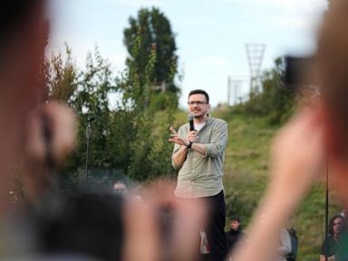 for-freed-russian-opposition-activist-ilya-yashin,-resuming-work-against-putin-is-his-priority