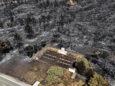 wildfires-rage-in-western-turkey-for-a-3rd-straight-day-exacerbated-by-windy-and-dry-weather
