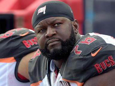 former-nfl-player-accused-of-urinating-on-passenger-during-boston-to-dublin-flight