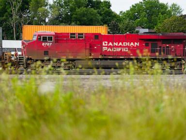 canada’s-freight-trains-will-soon-roll-again-after-labor-lockouts.-here’s-what-to-know