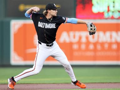 anthony-santander-slam-rallies-orioles-past-astros-7-5