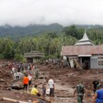 flash-flood-on-indonesia’s-eastern-ternate-island-leaves-11-dead