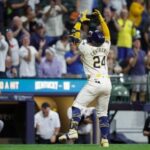 peralta-pitches-6-scoreless-innings,-contreras-homers-as-brewers-beat-giants-5-3