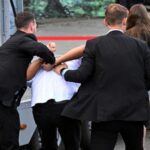 german-police-will-increase-the-number-of-bodyguards-for-leading-politicians