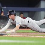 houck-works-5-shutout-innings,-abreu-reaches-base-3-times-as-red-sox-beat-blue-jays-4-1