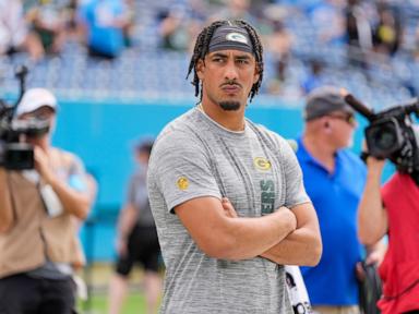 love-says-his-knee-is-improving-as-packers-remain-mum-on-qb’s-availability-for-sunday