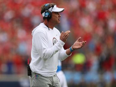 kentucky-upsets-no.-6-mississippi-20-17-with-late-td-and-missed-fg-by-rebels-in-final-minute