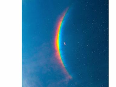 what-to-stream:-coldplay,-an-unhinged-charlie-puth,-‘salem’s-lot,’-sarah-paulson-and-nhl-25