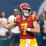 woody-marks’-td-run-with-8-seconds-left-gives-no-23-usc-27-20-win-over-no.-13-lsu