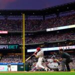 castellanos-lifts-phillies-over-braves-3-2-in-11-innings-to-increase-nl-east-lead-to-7-games