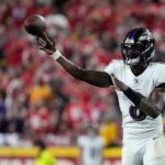 lamar-jackson-desperately-rallies-ravens,-falls-27-20-to-chiefs-for-5th-loss-in-6-meetings
