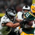 barkley-scores-3-tds-as-eagles-beat-packers-34-29-in-brazil.-packers’-love-injured-in-final-minute