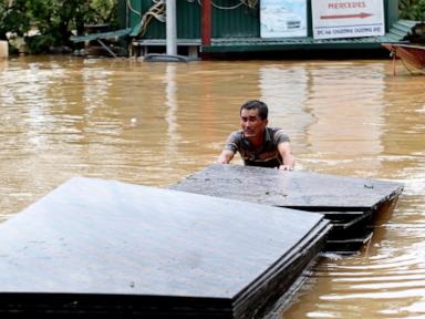 death-toll-from-vietnam-storm-rises-to-87-with-70-people-missing,-state-media-say