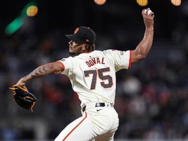 chourio-homers,-montas-pitches-6-scoreless-innings-as-brewers-shut-out-giants-3-0