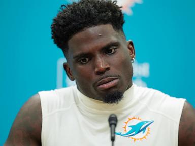 tyreek-hill-has-quiet-night-for-dolphins-in-blowout-loss-to-bills