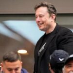 united-airlines-will-offer-free-internet-on-flights-using-service-from-elon-musk’s-spacex