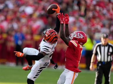 butker-hits-a-51-yard-winner-for-kc-after-penalty-on-bengals-safety-keeps-chiefs-alive