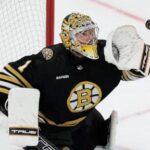 boston-bruins-goalie-jeremy-swayman-signs-for-8-years,-$66-million