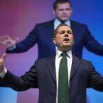 the-race-to-lead-britain’s-conservative-party-is-down-to-the-final-2-candidates