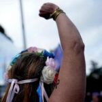 demonstrators-in-france-praise-gisele-pelicot’s-courage-in-harrowing-drug-and-rape-trial