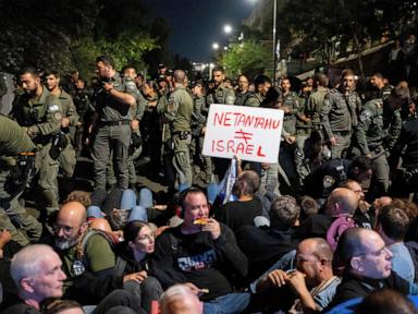 middle-east-latest:-hezbollah-picks-a-new-leader-and-israel-bombs-southern-lebanon