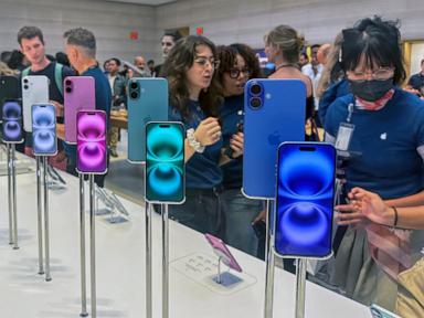 apple-sells-$46-billion-worth-of-iphones-over-the-summer-as-ai-helps-end-slump