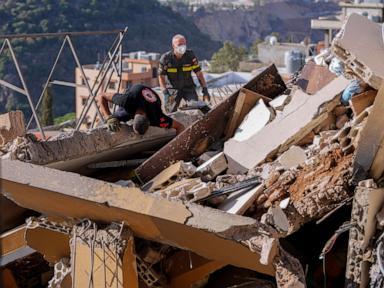 middle-east-latest:-rescue-workers-pull-30-bodies-from-apartments-in-lebanon-after-israeli-strike
