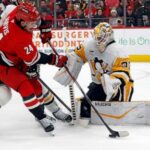 hurricanes-make-it-eight-straight-with-5-1-win-over-penguins