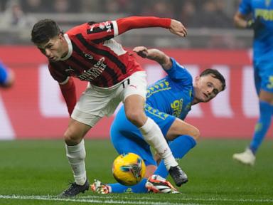 us-midfielder-christian-pulisic-has-a-torn-muscle-in-his-right-calf,-ac-milan-says