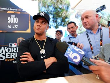 juan-soto-introduced-by-mets-at-citi-field-after-striking-record-$765-million,-15-year-deal