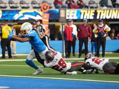 mayfield-throws-for-4-td-passes-as-buccaneers-dominate-the-second-half-to-rout-chargers-40-17