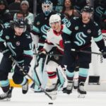 ullmark-makes-30-saves,-senators-win-4th-straight-with-3-0-win-over-kraken